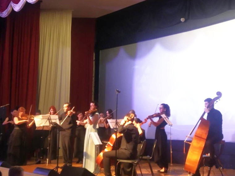 В Тарусе стартовал юбилейный тридцатый музыкально-художественный фестиваль Фонда имени Святослава Рихтера.